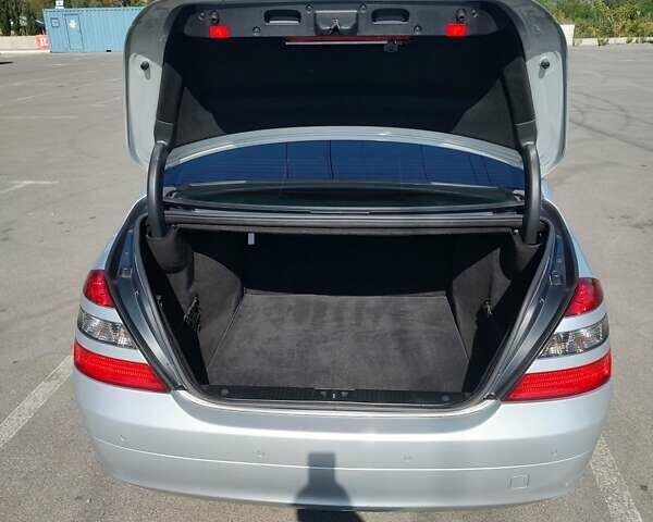 Сірий Мерседес С Клас, об'ємом двигуна 3.5 л та пробігом 340 тис. км за 13400 $, фото 10 на Automoto.ua