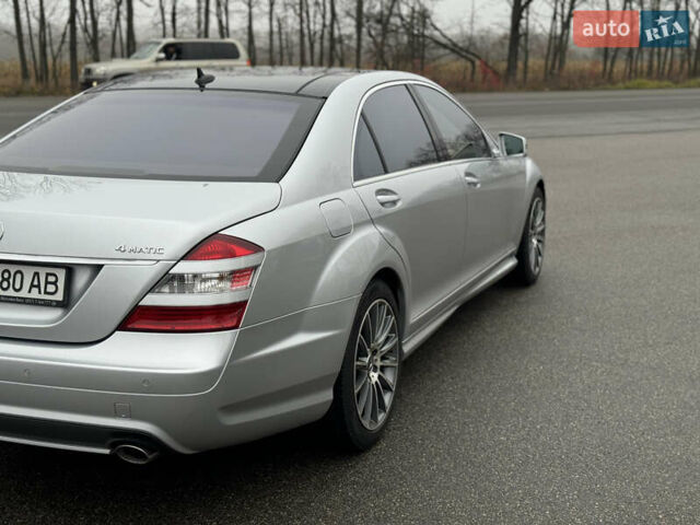 Серый Мерседес С Класс, объемом двигателя 5.5 л и пробегом 203 тыс. км за 14900 $, фото 8 на Automoto.ua