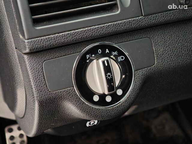 Серый Мерседес С Класс, объемом двигателя 3 л и пробегом 245 тыс. км за 7240 $, фото 25 на Automoto.ua