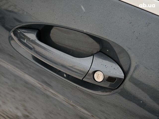 Серый Мерседес С Класс, объемом двигателя 3 л и пробегом 245 тыс. км за 7240 $, фото 13 на Automoto.ua