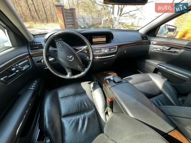 Серый Мерседес С Класс, объемом двигателя 3.5 л и пробегом 230 тыс. км за 17500 $, фото 12 на Automoto.ua