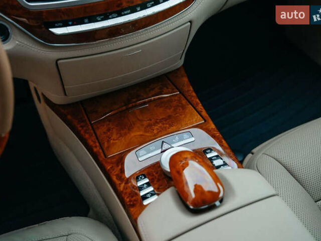 Серый Мерседес С Класс, объемом двигателя 6.21 л и пробегом 34 тыс. км за 80000 $, фото 39 на Automoto.ua