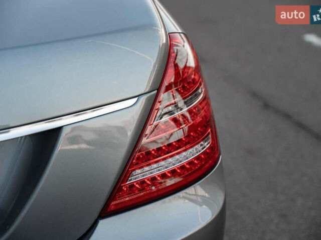 Серый Мерседес С Класс, объемом двигателя 6.21 л и пробегом 34 тыс. км за 80000 $, фото 11 на Automoto.ua