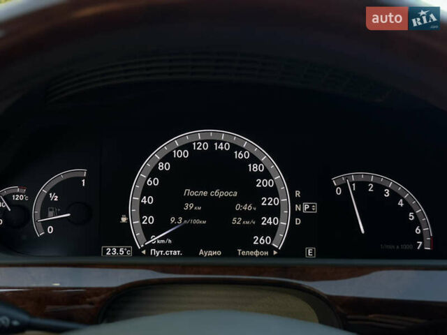 Сірий Мерседес С Клас, об'ємом двигуна 5.5 л та пробігом 218 тис. км за 15500 $, фото 6 на Automoto.ua