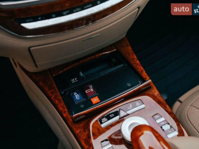 Серый Мерседес С Класс, объемом двигателя 6.21 л и пробегом 34 тыс. км за 80000 $, фото 40 на Automoto.ua