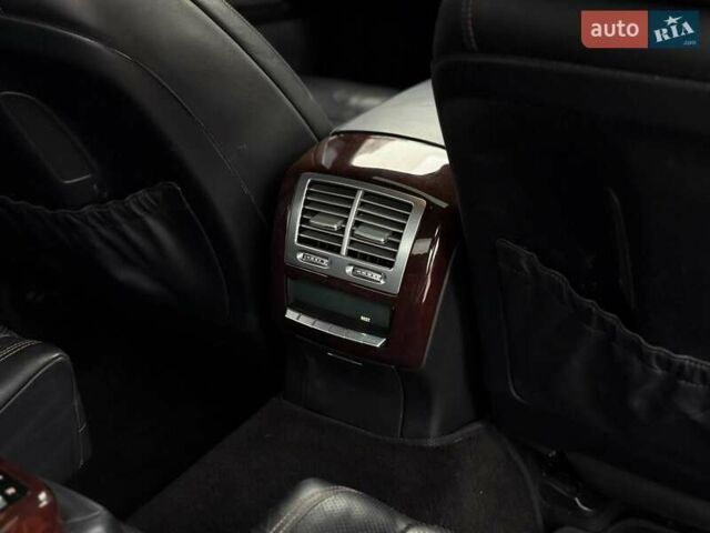 Сірий Мерседес С Клас, об'ємом двигуна 4.66 л та пробігом 195 тис. км за 11500 $, фото 46 на Automoto.ua