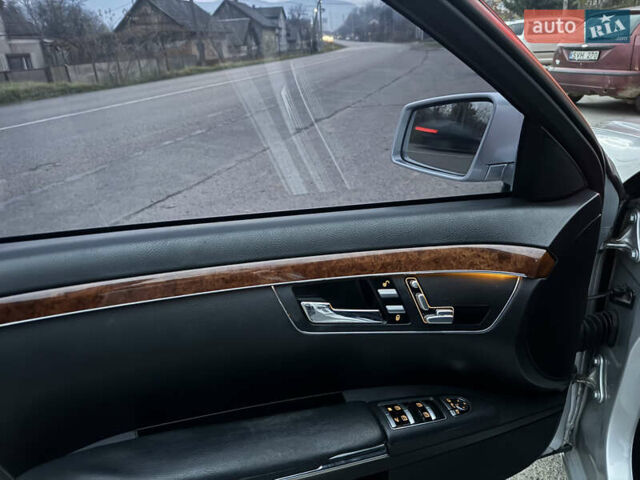 Серый Мерседес С Класс, объемом двигателя 2.14 л и пробегом 255 тыс. км за 16500 $, фото 9 на Automoto.ua