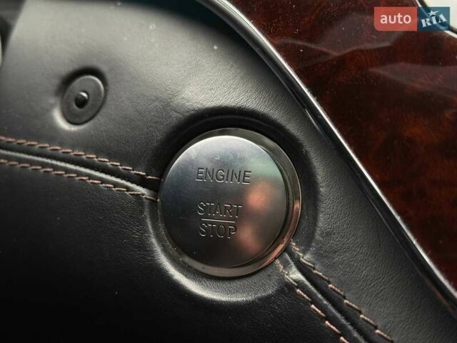 Сірий Мерседес С Клас, об'ємом двигуна 4.66 л та пробігом 195 тис. км за 11500 $, фото 27 на Automoto.ua