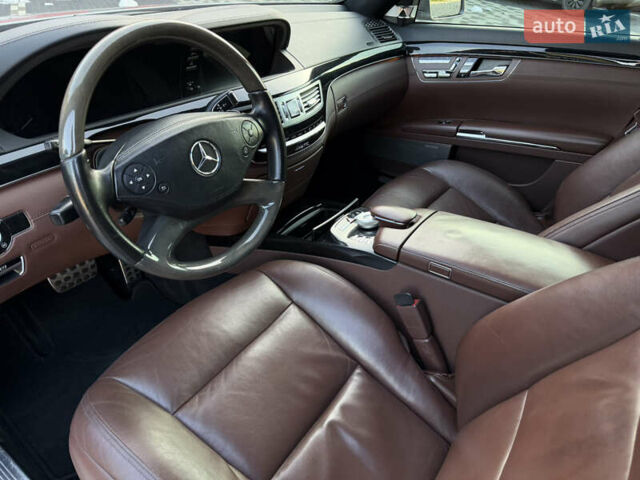 Сірий Мерседес С Клас, об'ємом двигуна 3 л та пробігом 270 тис. км за 19500 $, фото 37 на Automoto.ua