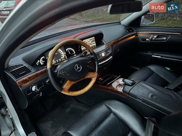 Серый Мерседес С Класс, объемом двигателя 2.14 л и пробегом 255 тыс. км за 16500 $, фото 10 на Automoto.ua