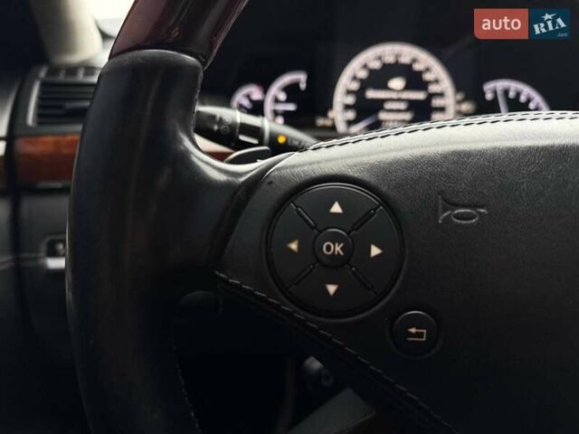 Сірий Мерседес С Клас, об'ємом двигуна 4.66 л та пробігом 195 тис. км за 11500 $, фото 20 на Automoto.ua