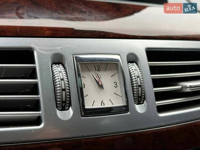 Сірий Мерседес С Клас, об'ємом двигуна 4.66 л та пробігом 195 тис. км за 11500 $, фото 34 на Automoto.ua