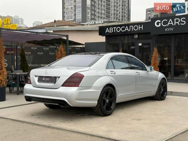 Сірий Мерседес С Клас, об'ємом двигуна 4.66 л та пробігом 195 тис. км за 11500 $, фото 3 на Automoto.ua