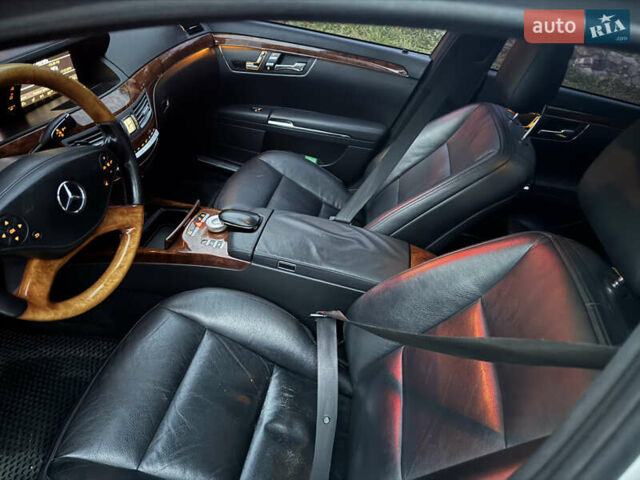 Серый Мерседес С Класс, объемом двигателя 2.14 л и пробегом 255 тыс. км за 16500 $, фото 11 на Automoto.ua