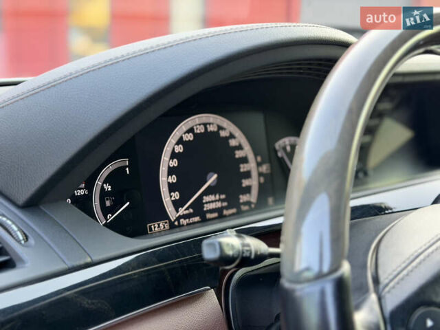 Сірий Мерседес С Клас, об'ємом двигуна 3 л та пробігом 270 тис. км за 19500 $, фото 35 на Automoto.ua