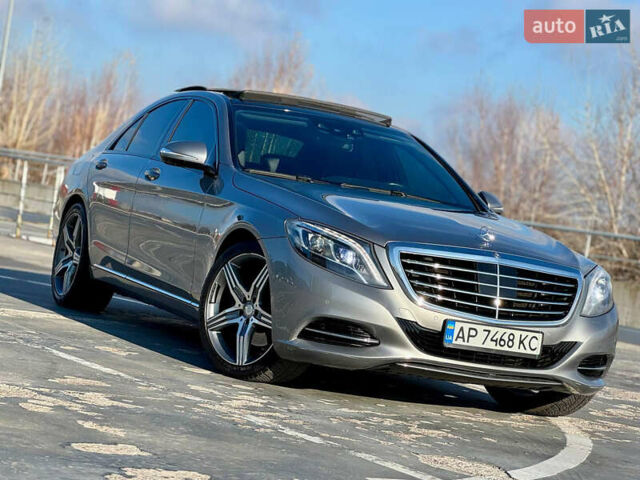 Серый Мерседес С Класс, объемом двигателя 3 л и пробегом 102 тыс. км за 37000 $, фото 1 на Automoto.ua