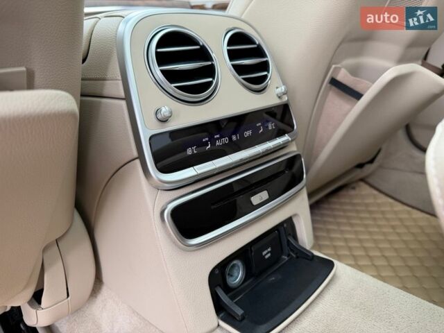 Серый Мерседес С Класс, объемом двигателя 4.66 л и пробегом 232 тыс. км за 26900 $, фото 60 на Automoto.ua