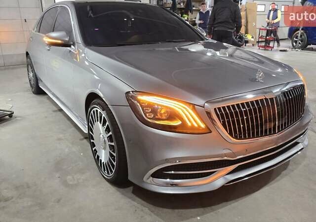 Серый Мерседес С Класс, объемом двигателя 2.14 л и пробегом 199 тыс. км за 40999 $, фото 9 на Automoto.ua