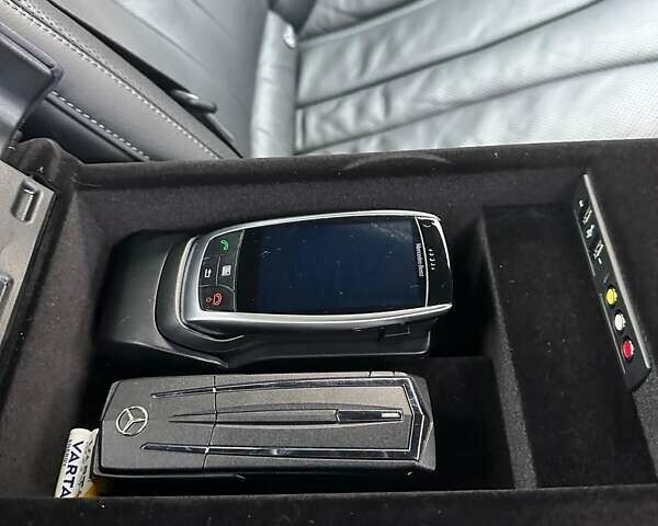 Серый Мерседес С Класс, объемом двигателя 2.99 л и пробегом 228 тыс. км за 41200 $, фото 14 на Automoto.ua