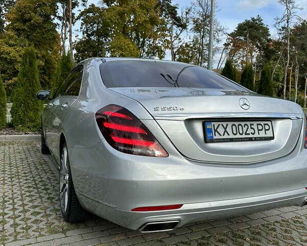 Серый Мерседес С Класс, объемом двигателя 3 л и пробегом 60 тыс. км за 43000 $, фото 21 на Automoto.ua