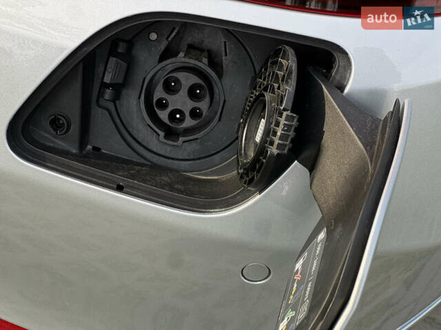 Серый Мерседес С Класс, объемом двигателя 3 л и пробегом 80 тыс. км за 41800 $, фото 48 на Automoto.ua