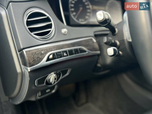 Серый Мерседес С Класс, объемом двигателя 3 л и пробегом 80 тыс. км за 41800 $, фото 65 на Automoto.ua