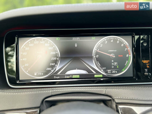 Серый Мерседес С Класс, объемом двигателя 3 л и пробегом 80 тыс. км за 41800 $, фото 25 на Automoto.ua