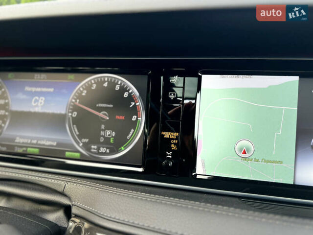 Серый Мерседес С Класс, объемом двигателя 3 л и пробегом 80 тыс. км за 41800 $, фото 26 на Automoto.ua