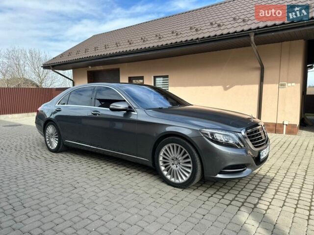 Сірий Мерседес С Клас, об'ємом двигуна 2.99 л та пробігом 180 тис. км за 47500 $, фото 2 на Automoto.ua