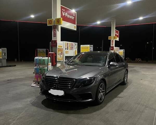 Серый Мерседес С Класс, объемом двигателя 2.99 л и пробегом 258 тыс. км за 54000 $, фото 15 на Automoto.ua