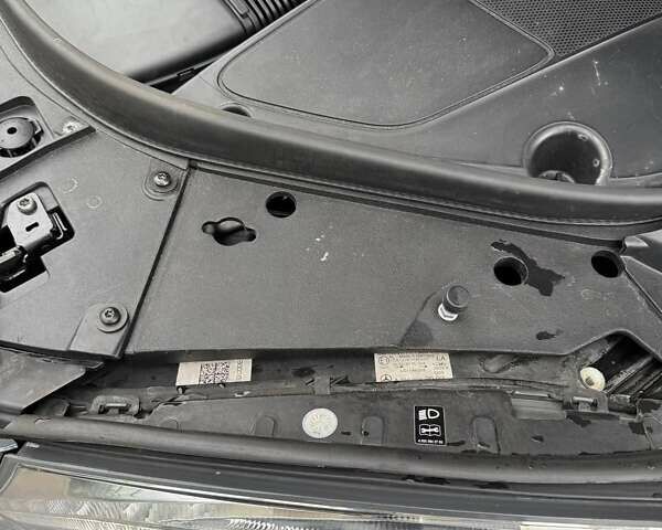 Мерседес С Класс 2017 в Киеве на Automoto.ua Серый Мерседес С Класс, объемом двигателя 3 л и пробегом 74 тыс. км за 37800 $, фото 30 на Automoto.ua