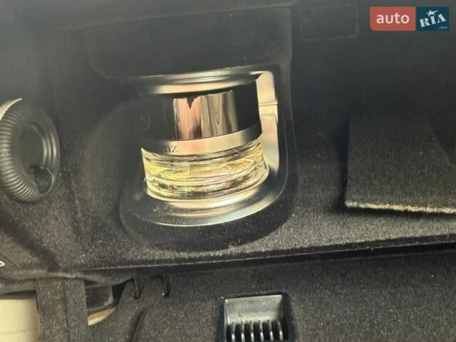 Серый Мерседес С Класс, объемом двигателя 3 л и пробегом 66 тыс. км за 45600 $, фото 13 на Automoto.ua