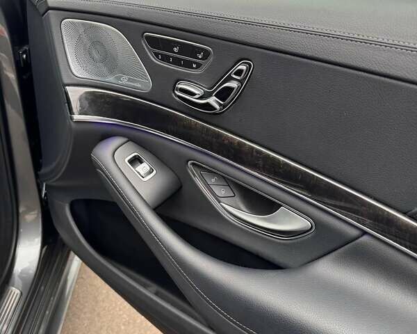 Мерседес С Класс 2017 в Киеве на Automoto.ua Серый Мерседес С Класс, объемом двигателя 3 л и пробегом 74 тыс. км за 37800 $, фото 39 на Automoto.ua