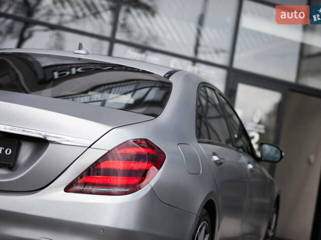 Серый Мерседес С Класс, объемом двигателя 2.99 л и пробегом 225 тыс. км за 36500 $, фото 31 на Automoto.ua