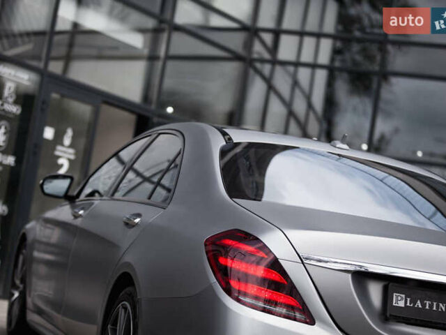 Серый Мерседес С Класс, объемом двигателя 2.99 л и пробегом 225 тыс. км за 36500 $, фото 30 на Automoto.ua