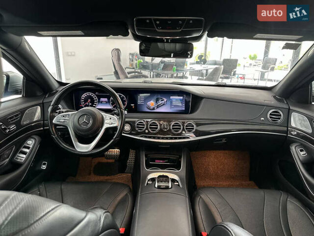 Серый Мерседес С Класс, объемом двигателя 2.99 л и пробегом 225 тыс. км за 36500 $, фото 68 на Automoto.ua