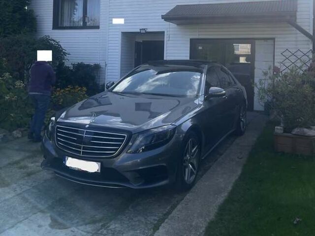 Серый Мерседес С Класс, объемом двигателя 2.99 л и пробегом 258 тыс. км за 54000 $, фото 4 на Automoto.ua