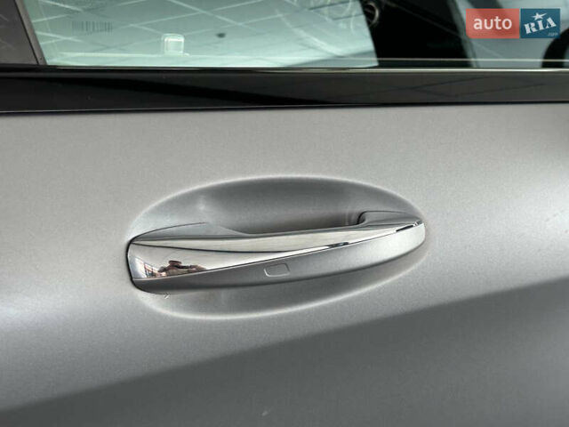 Серый Мерседес С Класс, объемом двигателя 2.99 л и пробегом 225 тыс. км за 36500 $, фото 2 на Automoto.ua