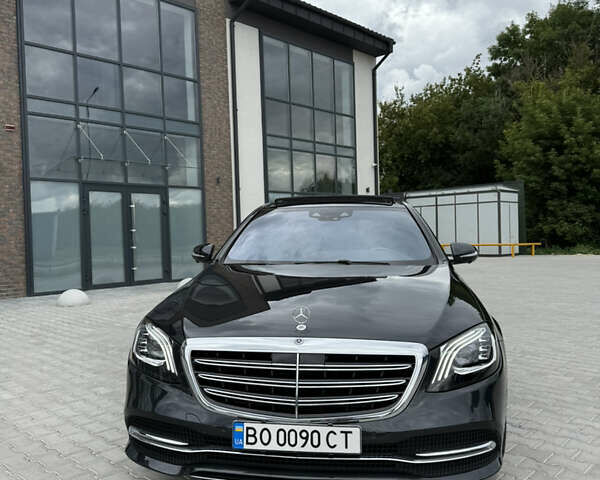 Серый Мерседес С Класс, объемом двигателя 3 л и пробегом 50 тыс. км за 48000 $, фото 2 на Automoto.ua