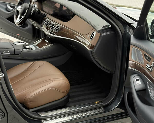 Серый Мерседес С Класс, объемом двигателя 3 л и пробегом 50 тыс. км за 48000 $, фото 22 на Automoto.ua