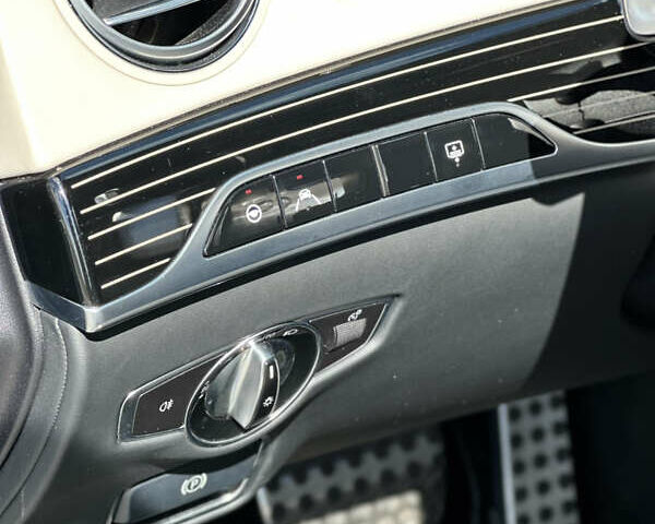 Серый Мерседес С Класс, объемом двигателя 2.93 л и пробегом 62 тыс. км за 62500 $, фото 10 на Automoto.ua