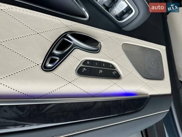 Серый Мерседес С Класс, объемом двигателя 3.98 л и пробегом 121 тыс. км за 48990 $, фото 26 на Automoto.ua