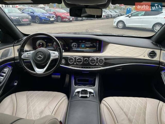 Серый Мерседес С Класс, объемом двигателя 3.98 л и пробегом 121 тыс. км за 48990 $, фото 12 на Automoto.ua