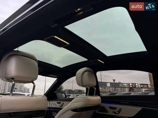 Серый Мерседес С Класс, объемом двигателя 3.98 л и пробегом 121 тыс. км за 48990 $, фото 37 на Automoto.ua