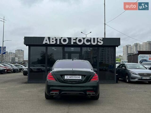 Серый Мерседес С Класс, объемом двигателя 3.98 л и пробегом 121 тыс. км за 48990 $, фото 6 на Automoto.ua