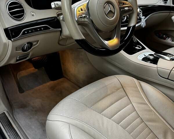 Серый Мерседес С Класс, объемом двигателя 2.99 л и пробегом 103 тыс. км за 62500 $, фото 7 на Automoto.ua