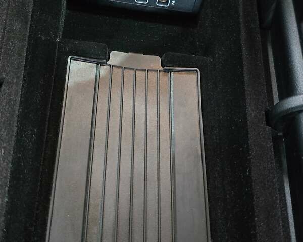 Серый Мерседес С Класс, объемом двигателя 2.99 л и пробегом 97 тыс. км за 65000 $, фото 30 на Automoto.ua