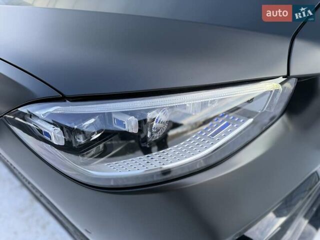 Серый Мерседес С Класс, объемом двигателя 3 л и пробегом 92 тыс. км за 96999 $, фото 4 на Automoto.ua