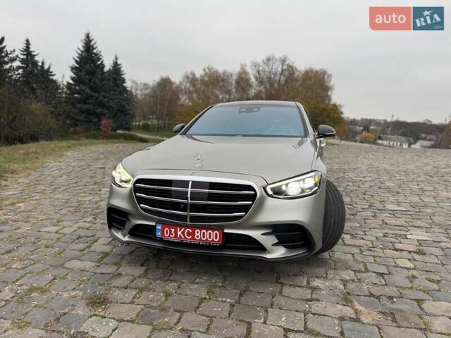 Серый Мерседес С Класс, объемом двигателя 4 л и пробегом 120 тыс. км за 105000 $, фото 2 на Automoto.ua