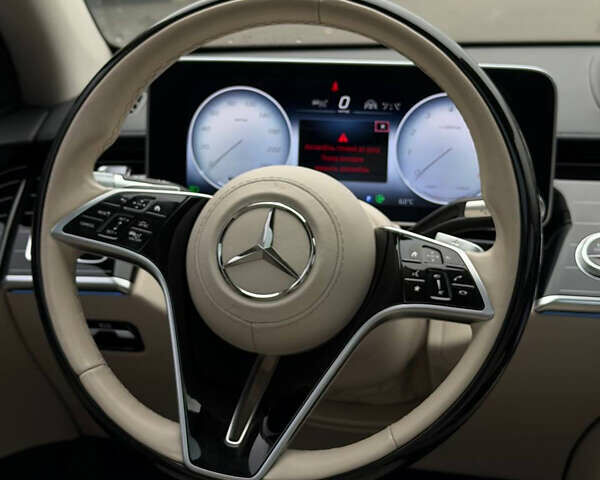 Серый Мерседес С Класс, объемом двигателя 3.98 л и пробегом 49 тыс. км за 95000 $, фото 9 на Automoto.ua